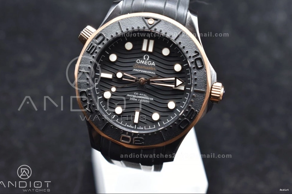43.5mm 1:1 Black 1070 Strap Best Trendsetting A Black Bezel RG 300m Edition Black VSF Ceramic Rubber Dial on Seamaster 0731